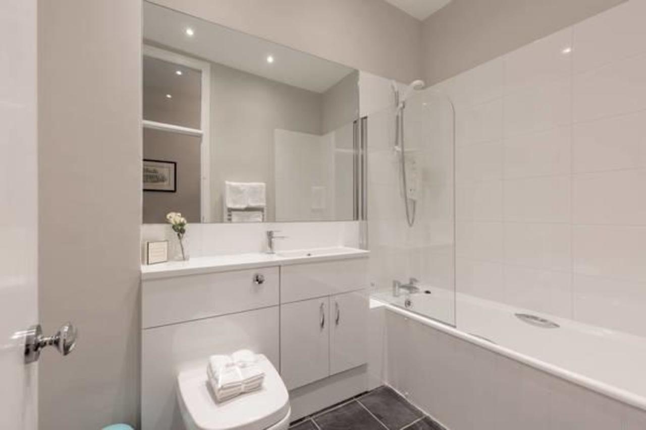 Guestready - Apartment In The Historic Grassmarket For 2 Guests エディンバラ エクステリア 写真