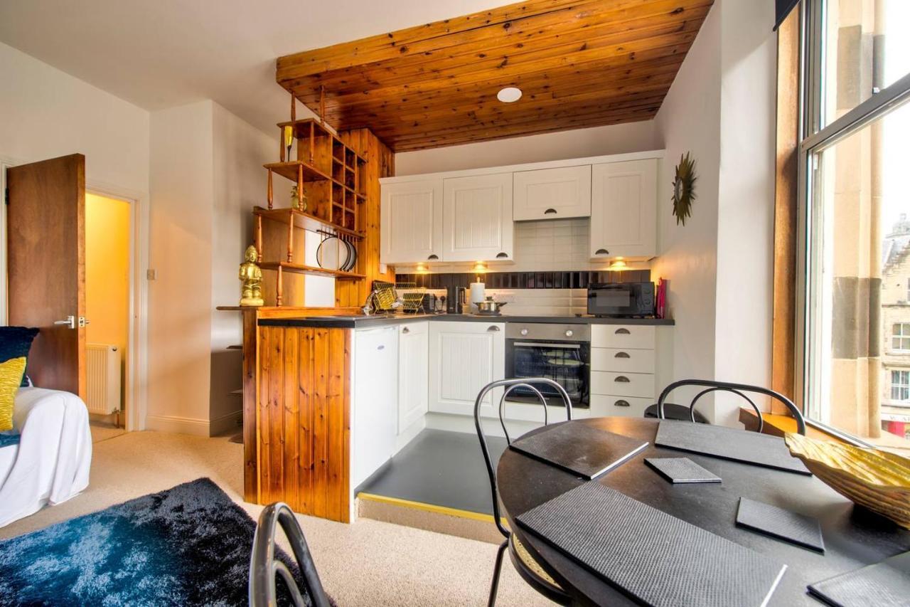 Guestready - Apartment In The Historic Grassmarket For 2 Guests エディンバラ エクステリア 写真